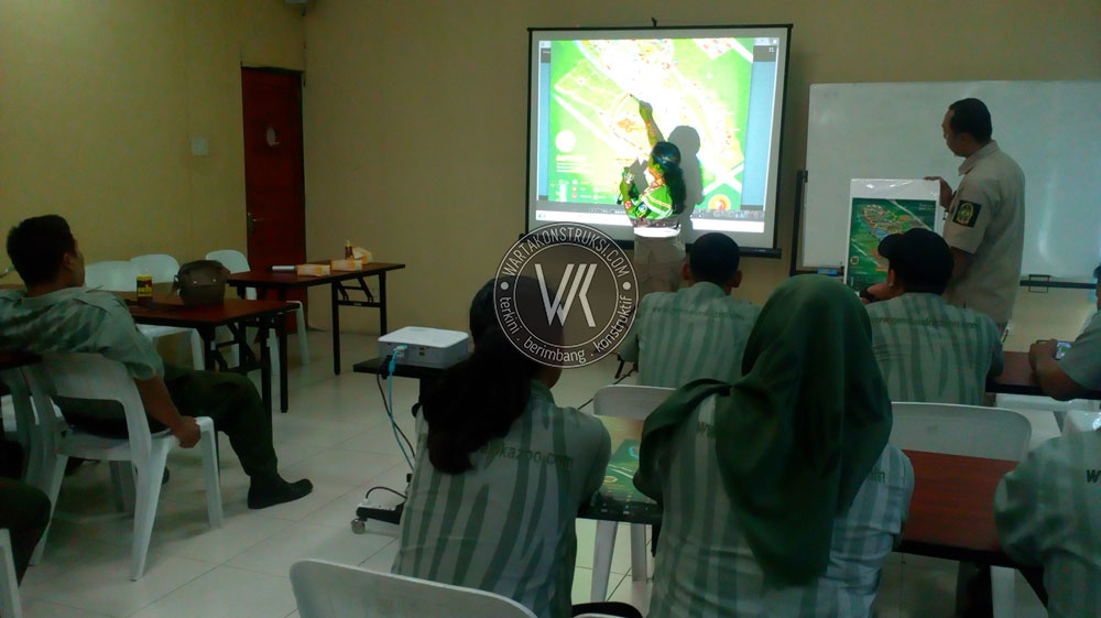 Karyawan+GL+Zoo+mengikuti+sosialisasi+mitigasi+bencana+di+Mayang+Tirta