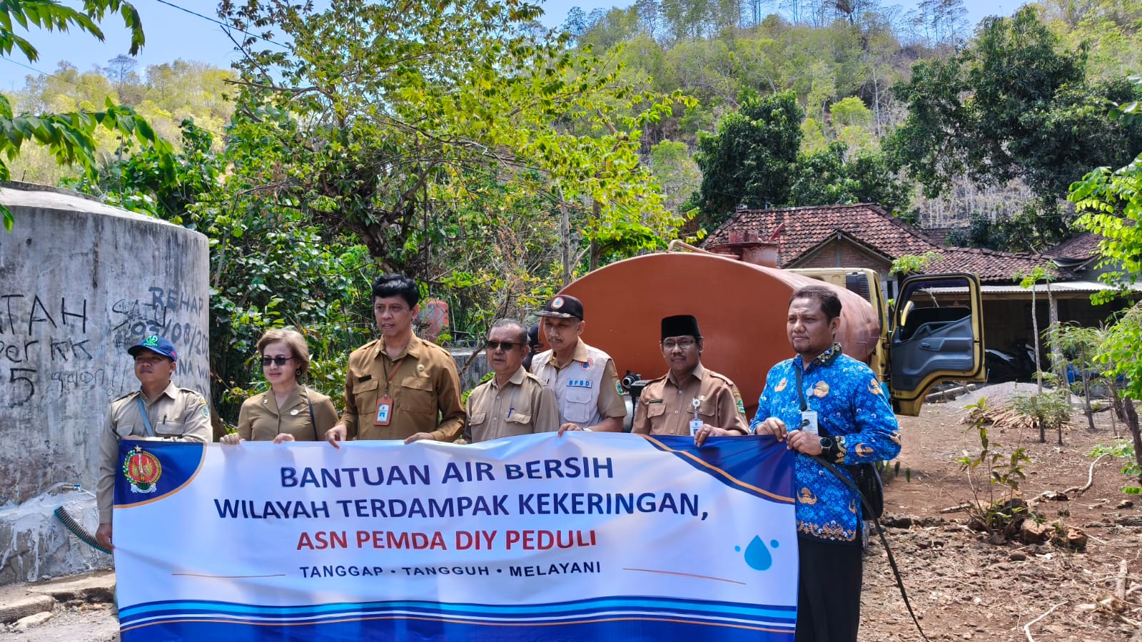 Atasi Krisis Air di Gunungkidul, ASN dan KORPRI DIY Kirim 28 Tangki Air Bersih
